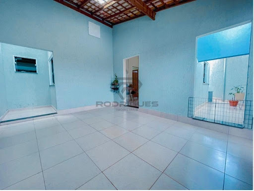 em Residencial Vale Verde  -  Alfenas