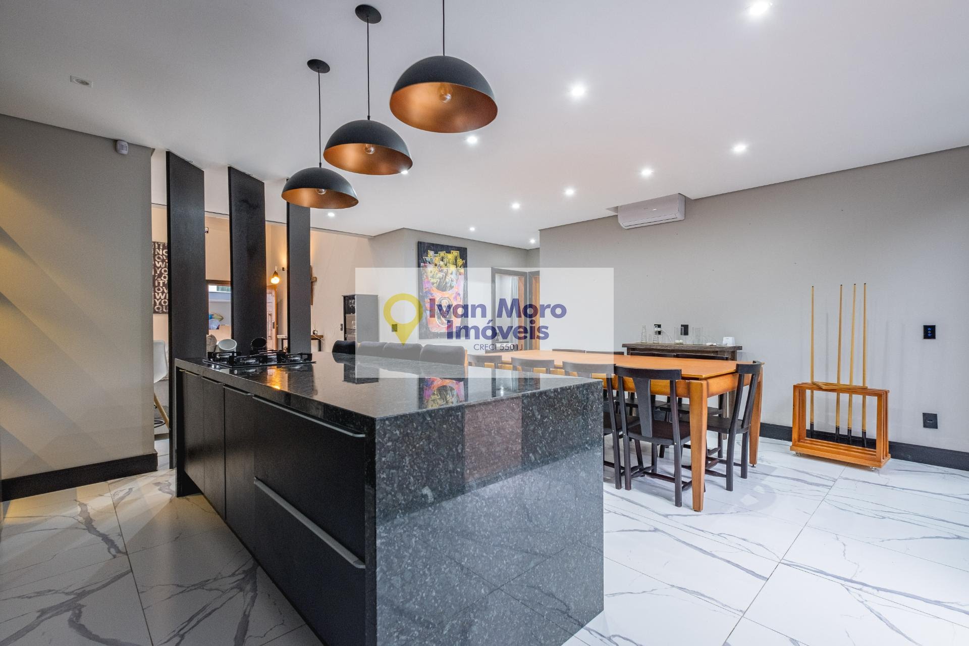Casa à venda com 4 quartos, 4 suítes, 4 vagas e 300m² no São João do Rio Vermelho, Florianópolis (SC) — foto 12 de 30