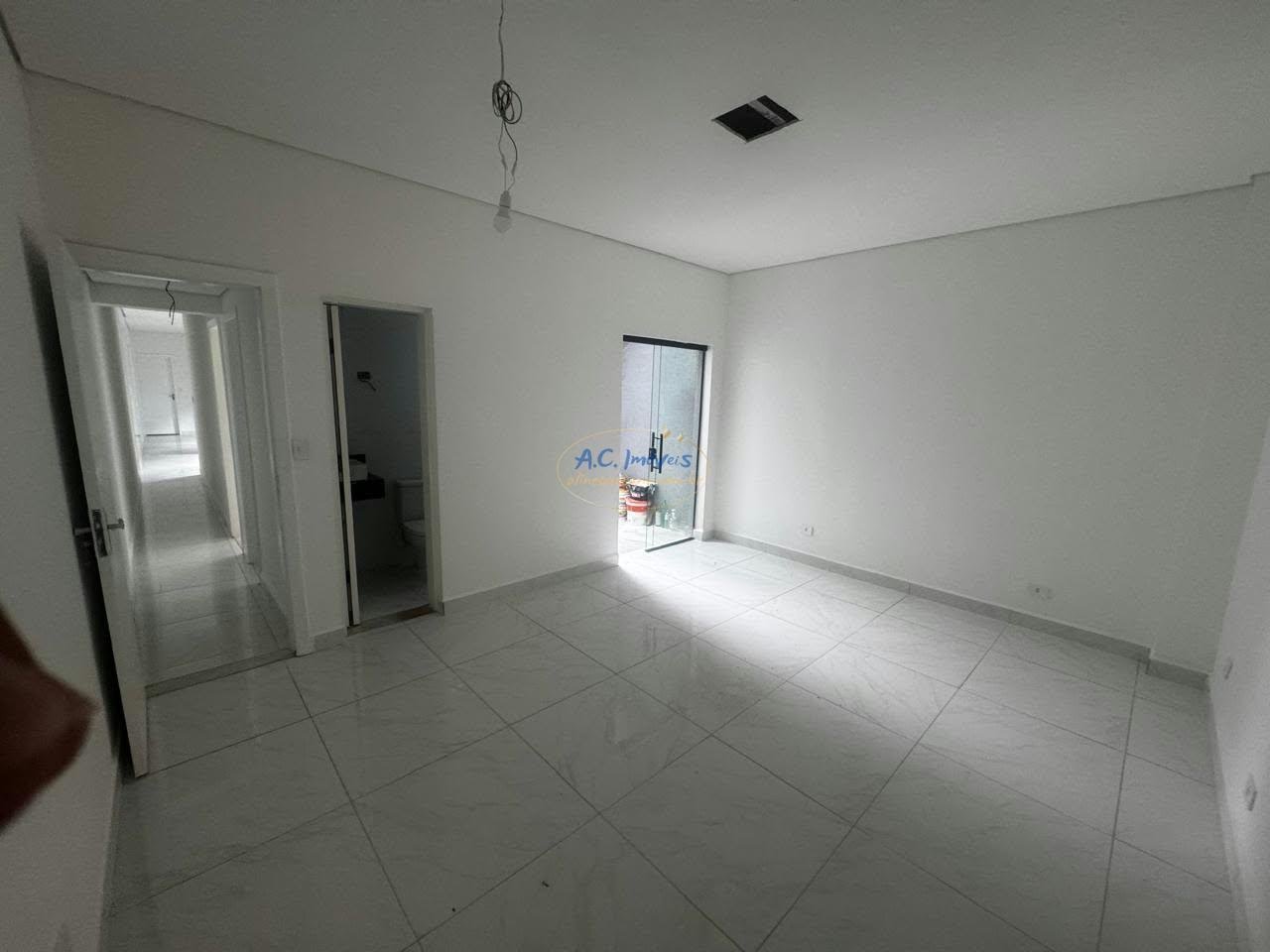 Casa à venda com 3 quartos, 2 suítes, 2 vagas e 135m² no Caiçara, Praia Grande (SP) — foto 23 de 30