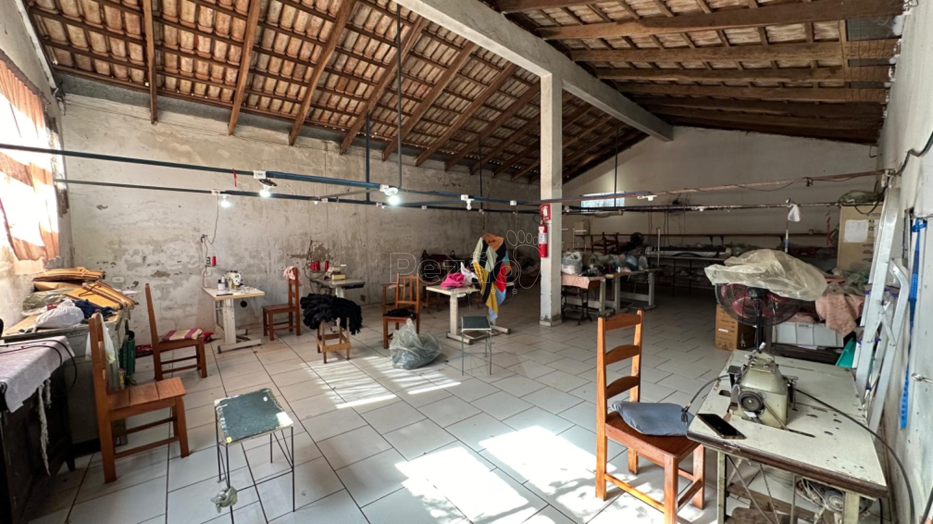 Casa à venda com 3 quartos, 1 suíte, 2 vagas e 300m² no Vila Barrinha, Itapuranga (GO) — foto 3 de 13