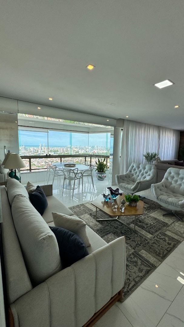 Apartamento à venda com 4 quartos, 6 banheiros, 3 vagas e 189m² no Torreão, Recife — foto principal