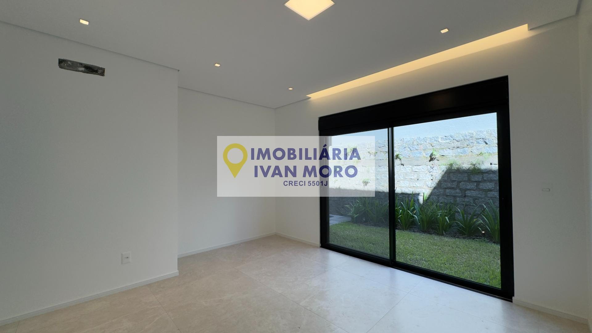 Casa à venda com 5 quartos, 5 suítes, 4 vagas e 467m² no Lagoa da Conceição, Florianópolis (SC) — foto 11 de 30