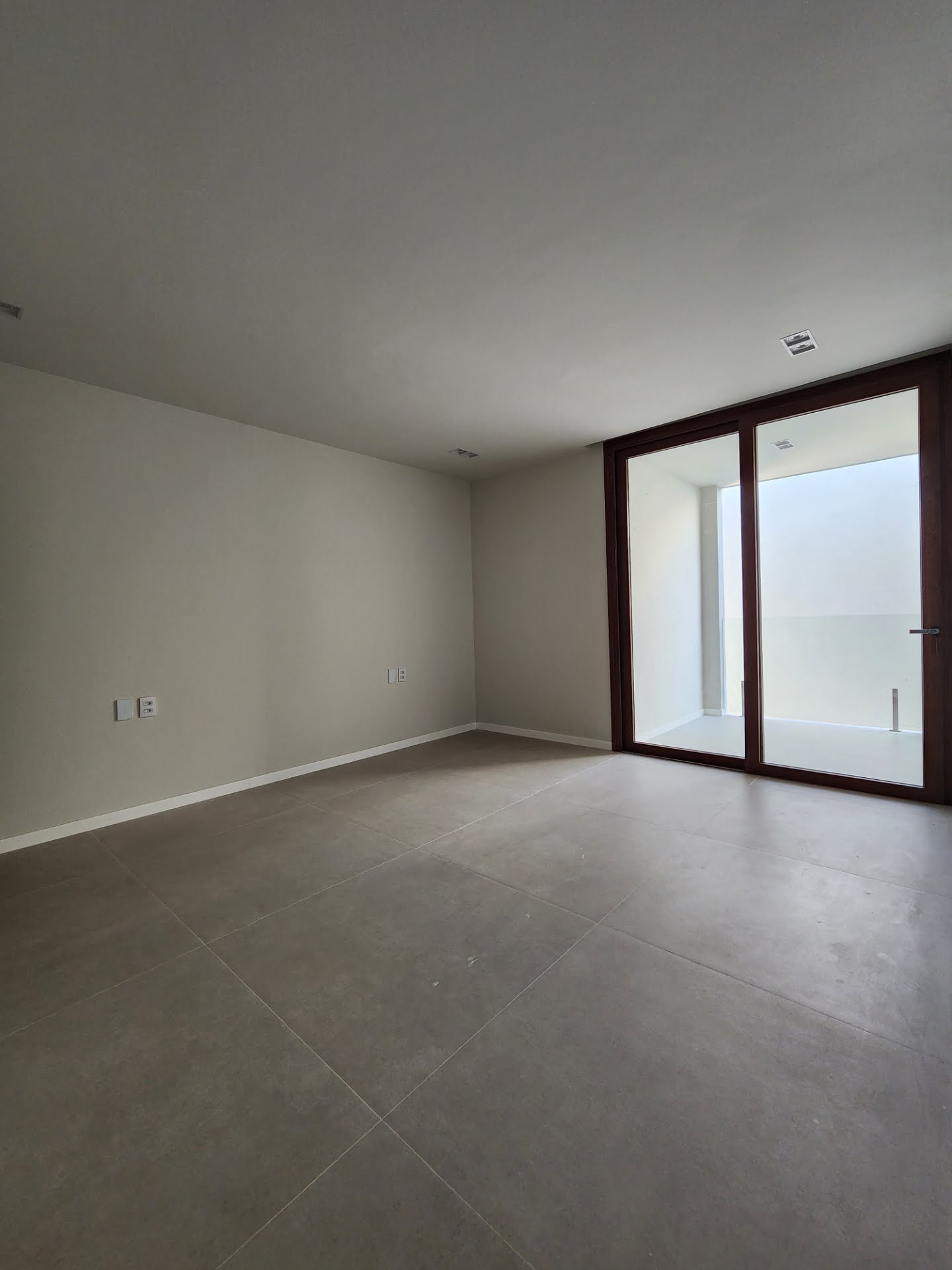 Casa à venda com 4 quartos, 4 suítes, 6 vagas e 295m² no Sim, Feira de Santana (BA) — foto 17 de 21