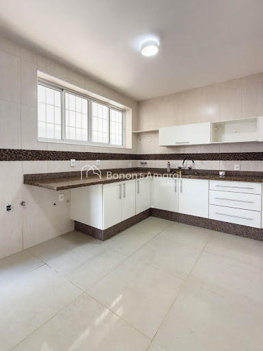 Casa, 5 quartos, 245 m² - Foto 11