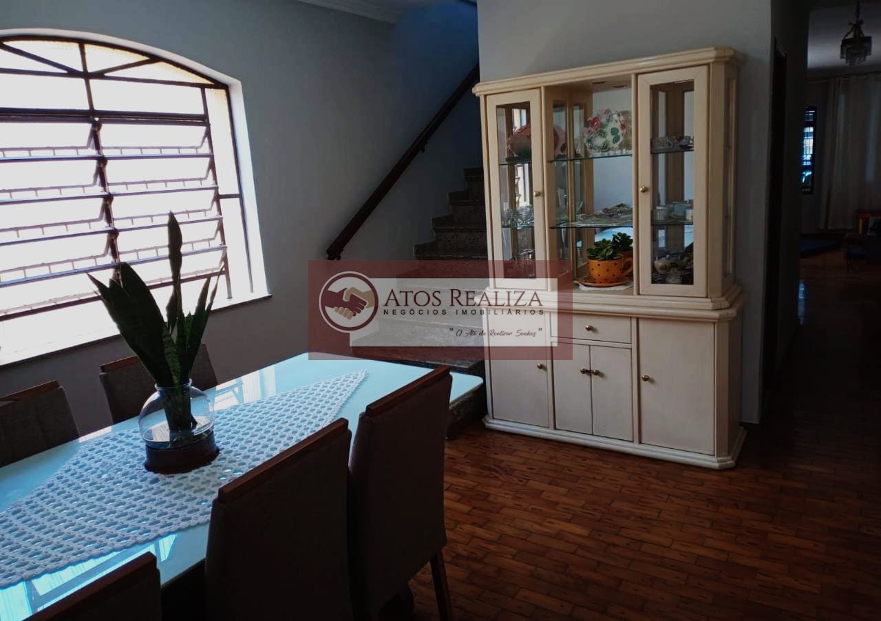 Casa à venda com 3 quartos, 1 suíte, 2 vagas e 150m² no Vila Campo Grande, São Paulo (SP) — foto 9 de 27