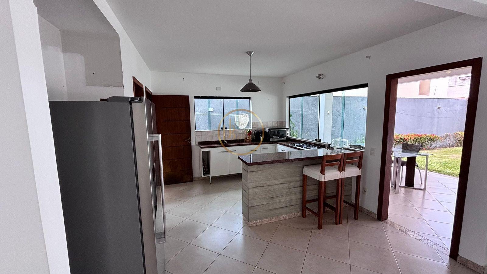 Casa à venda com 3 quartos, 3 suítes, 5 vagas e 260m² no Orla Norte, Porto Seguro (BA) — foto 7 de 15