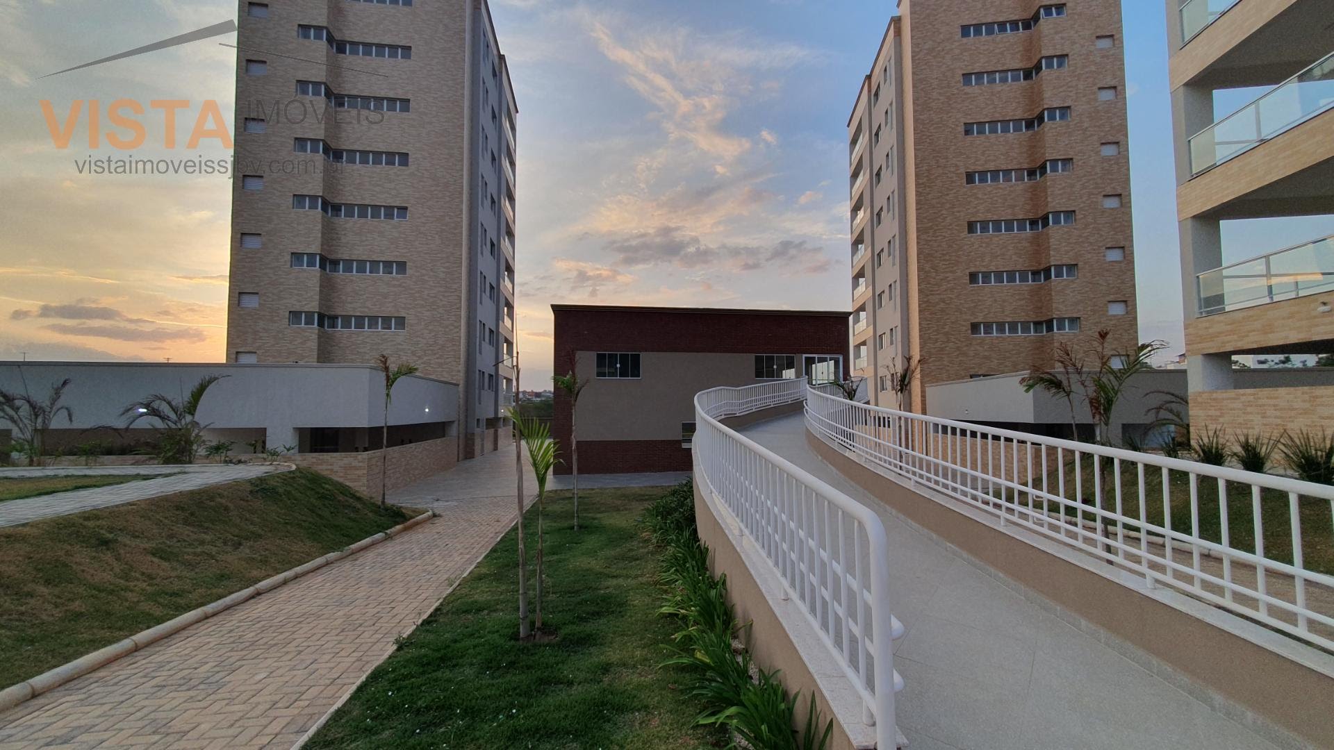 Apartamento para alugar com 3 quartos, 1 suíte, 2 vagas e 157m² no Recanto do Lago, São João da Boa Vista (SP) — foto 28 de 30