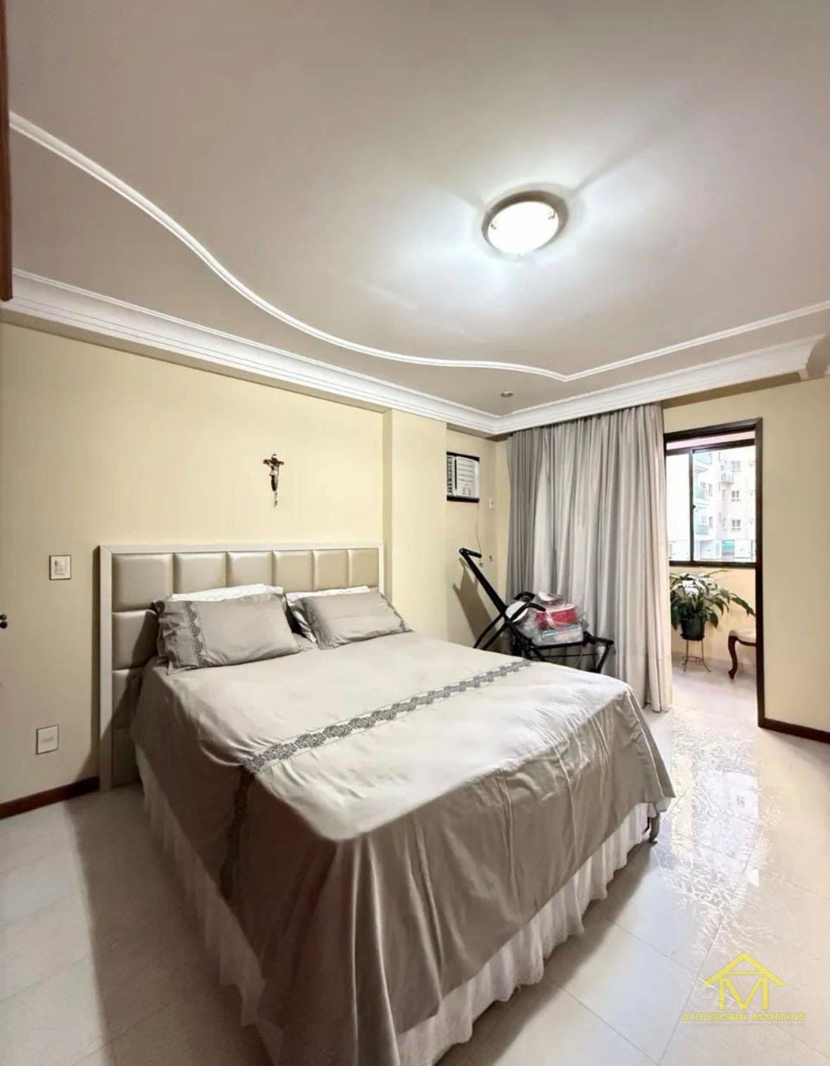 Apartamento à venda com 4 quartos, 3 banheiros, 2 vagas e 230m² no Praia da Costa, Vila Velha (ES) — foto 8 de 16