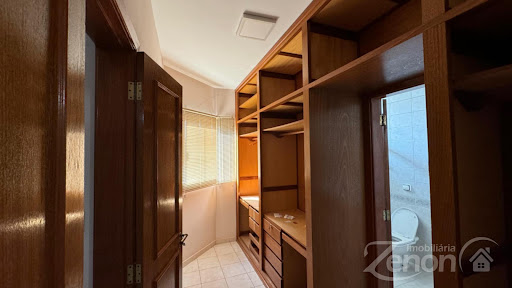Casa à Venda em Adamantina: 4 Dormitórios