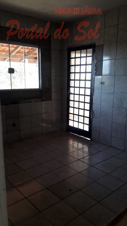 Casa à venda com 3 quartos, 1 banheiro e 2 vagas no Jardim Santa Crescência, Santo Antônio da Platina (PR) — foto 4 de 9