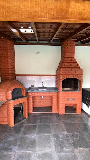 Sobrado com quatro dormitórios sendo dois suítes em Conjunto Residencial Butantã  -  São Paulo
