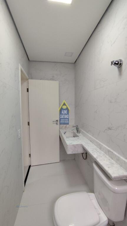 Casa à venda com 3 quartos, 1 suíte, 2 vagas e 110m² no Tupi, Praia Grande (SP) — foto 20 de 30