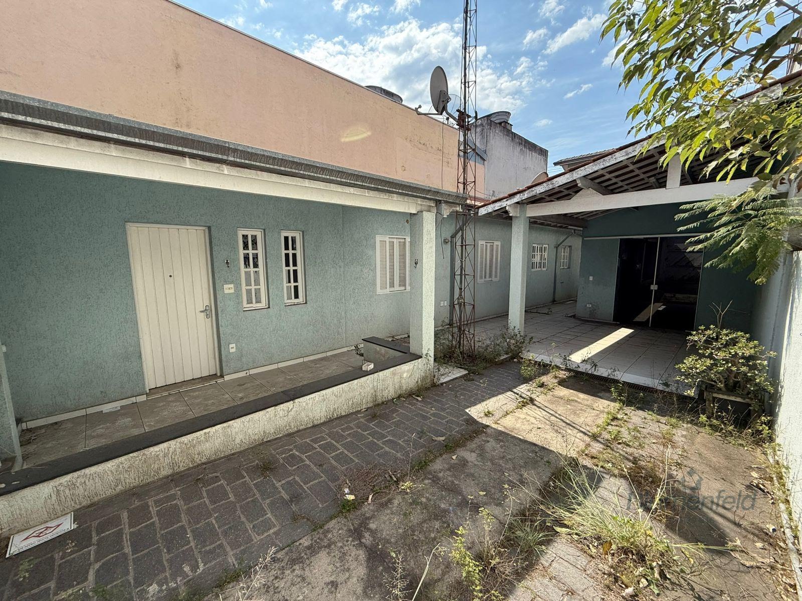 Casa para alugar com 2 quartos, 1 banheiro e 189m² no Vila Flora Regina, Arujá (SP) — foto 2 de 30