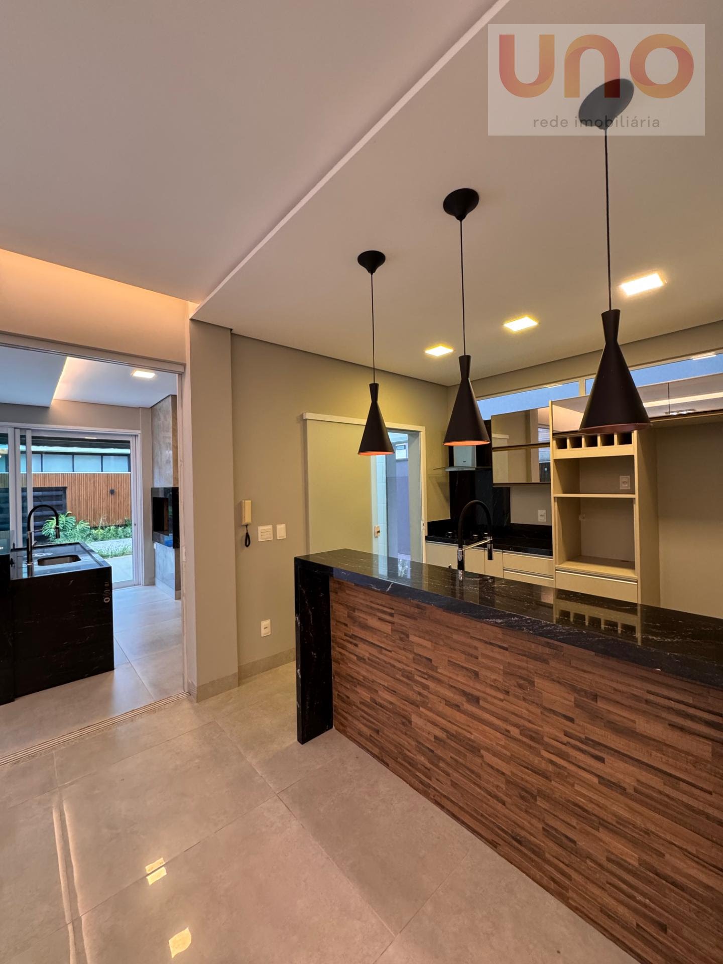 Casa à venda com 4 quartos, 4 suítes, 2 vagas e 308m² no Parque Residencial Maria A Pedrossian, Campo Grande (MS) — foto 22 de 30