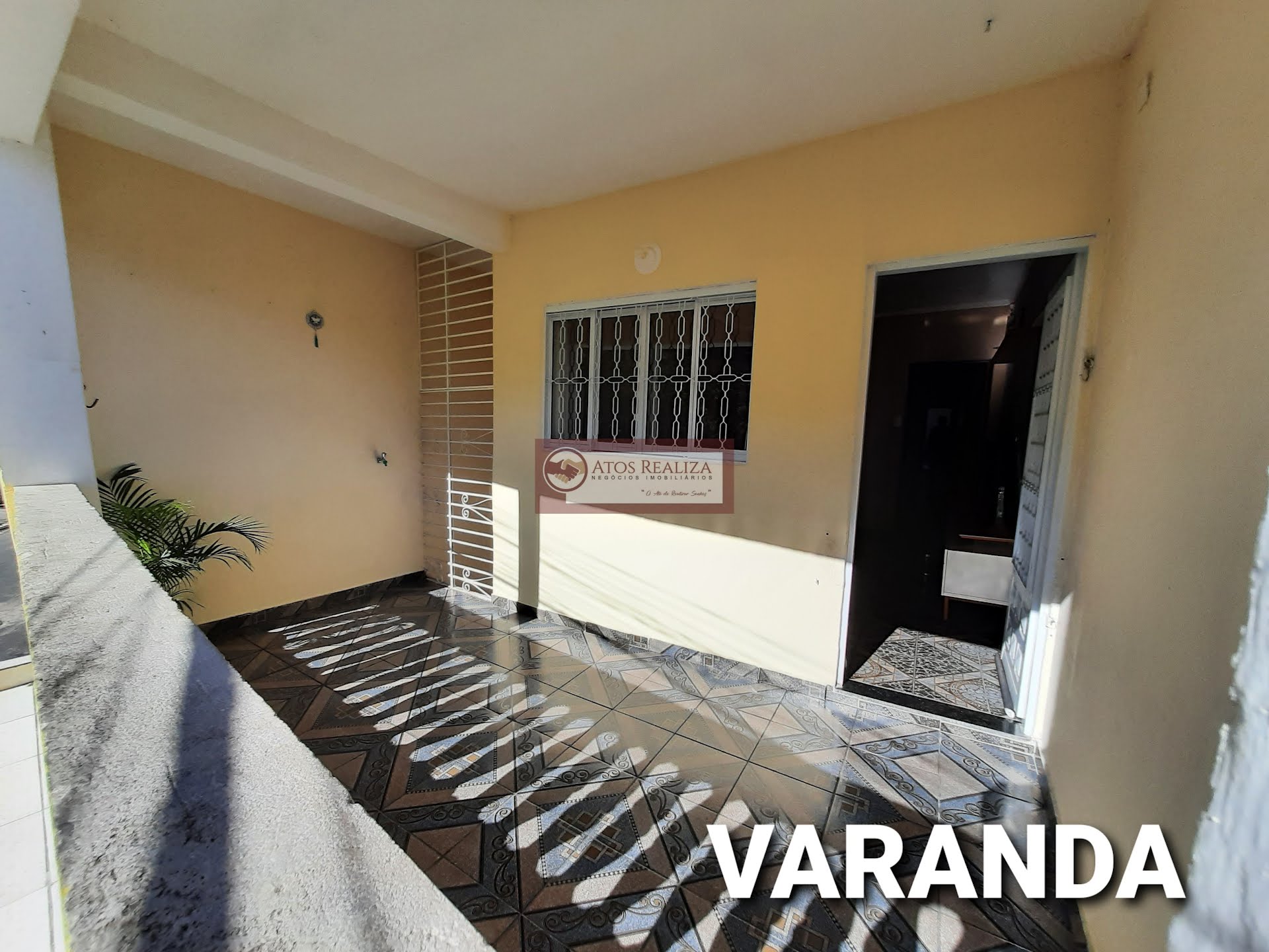 Casa à venda com 5 quartos e 1 vaga no Vila Roschel, São Paulo (SP) — foto 4 de 5