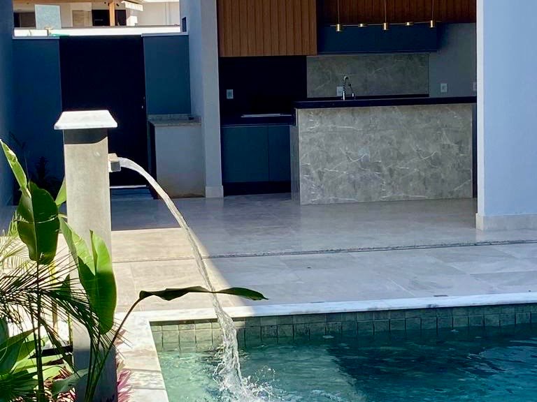 Casa à venda com 3 quartos, 3 suítes, 4 vagas e 235m² no Jardim Residencial Maria Dulce, Indaiatuba (SP) — foto 8 de 30