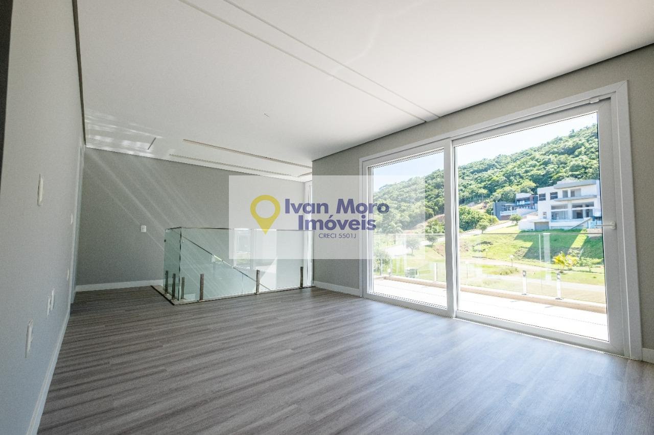 Casa à venda com 4 quartos, 3 suítes, 3 vagas e 378m² no Ingleses Norte, Florianópolis (SC) — foto 13 de 30