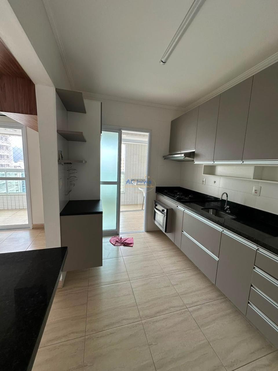 Apartamento à venda com 2 quartos, 1 suíte, 1 vaga e 77m² no Vila Caiçara, Praia Grande (SP) — foto 4 de 27
