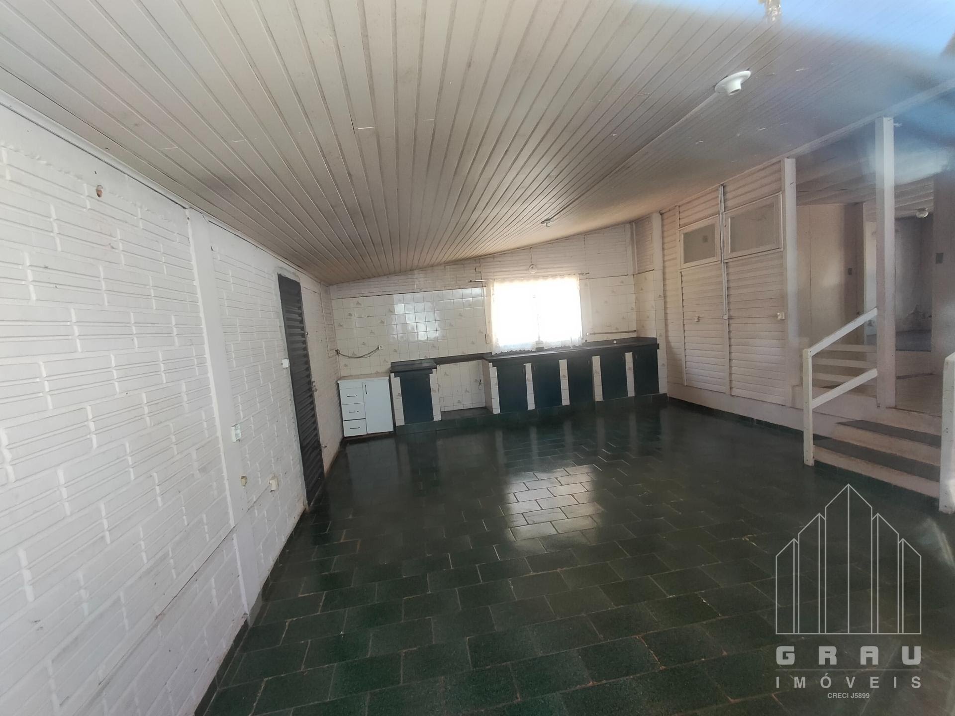 Casa de Madeira na Vila A  -  Foz do Iguaçu