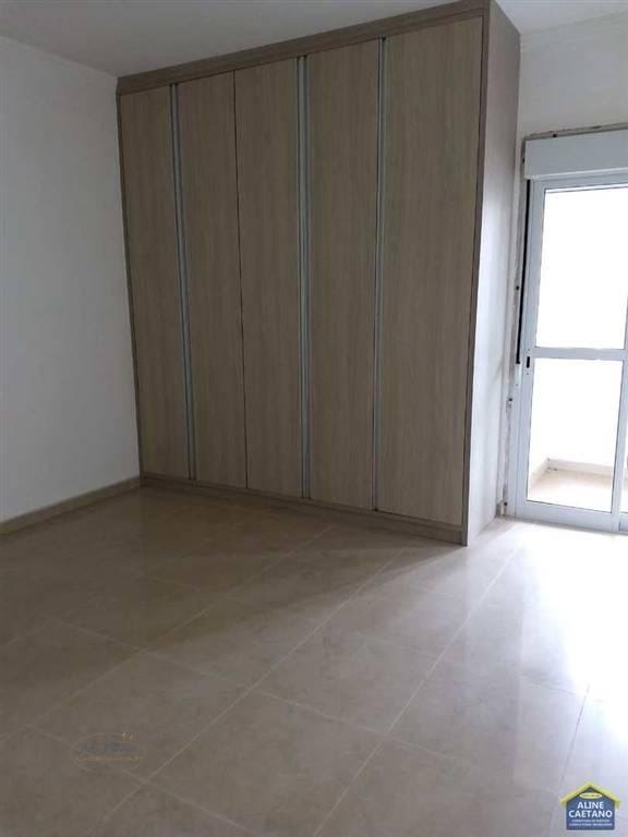 Casa à venda com 2 quartos, 2 suítes, 2 vagas e 117m² no Nova Mirim, Praia Grande (SP) — foto 7 de 18