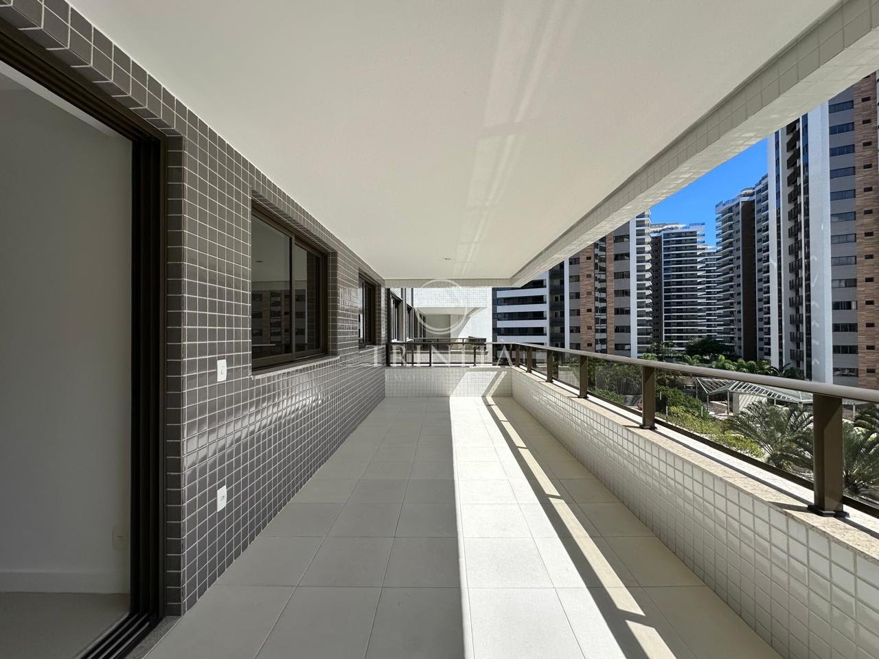 varanda-trinitaimobiliaria-puraporartefacto