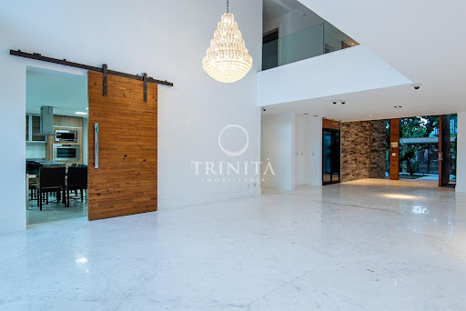 Casa condominio Novo Leblon, 5 suítes, barra da ti