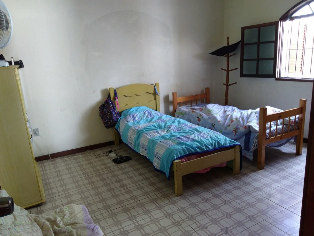 Casa à venda com 6 quartos, 1 suíte, 6 vagas e 420m² no Parque São Caetano, Campos dos Goytacazes (RJ) — foto 8 de 16