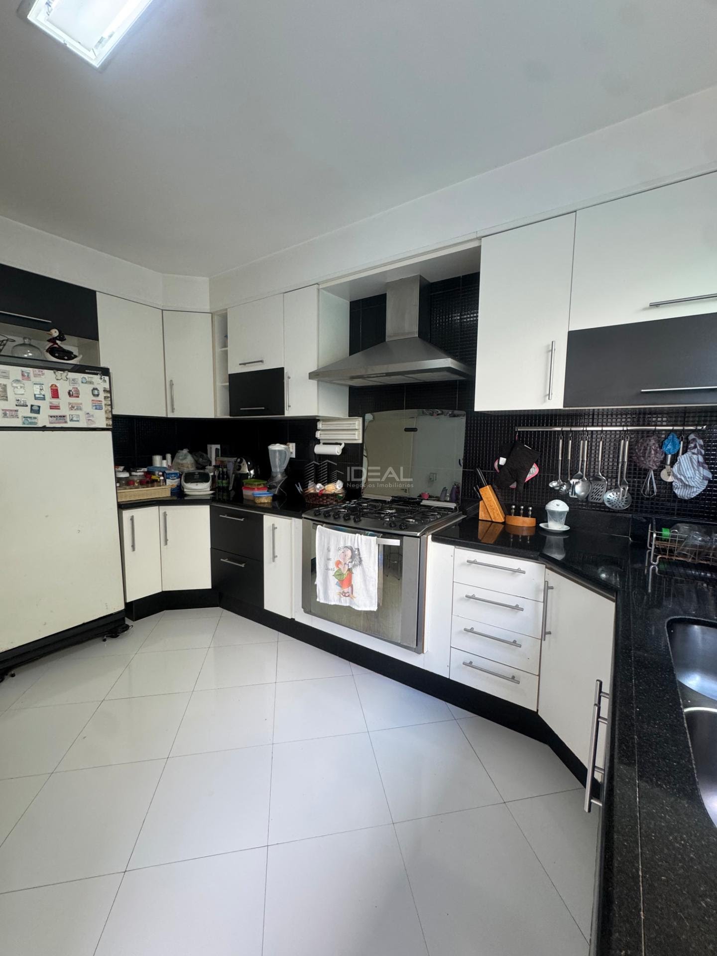 Casa à venda com 4 quartos, 4 suítes, 2 vagas e 360m² no Parque Santo Amaro, Campos dos Goytacazes (RJ) — foto 10 de 30