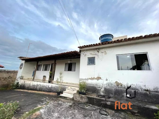 Casa á venda, dois imóveis já alugados no bairro São Francisco.