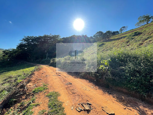 Sítio em Estrada Cataguases x Santana  -  Cataguases