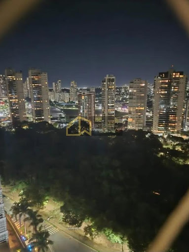 Apartamento em Jardim Goiás  -  Goiânia