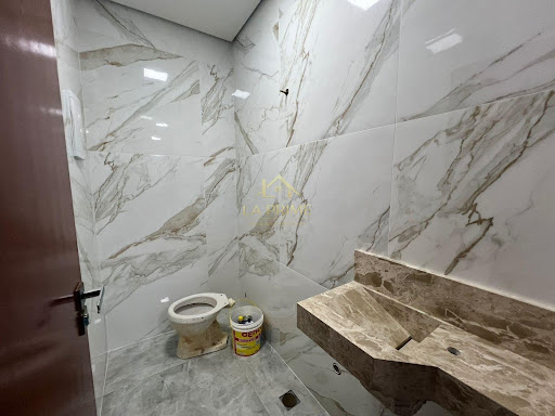 Casa à venda no Condomínio Villagio Wanel – Sorocaba/SP 136m² de área construída, 03 dormitórios, sendo 01 suíte e 04 vagas de garagem.