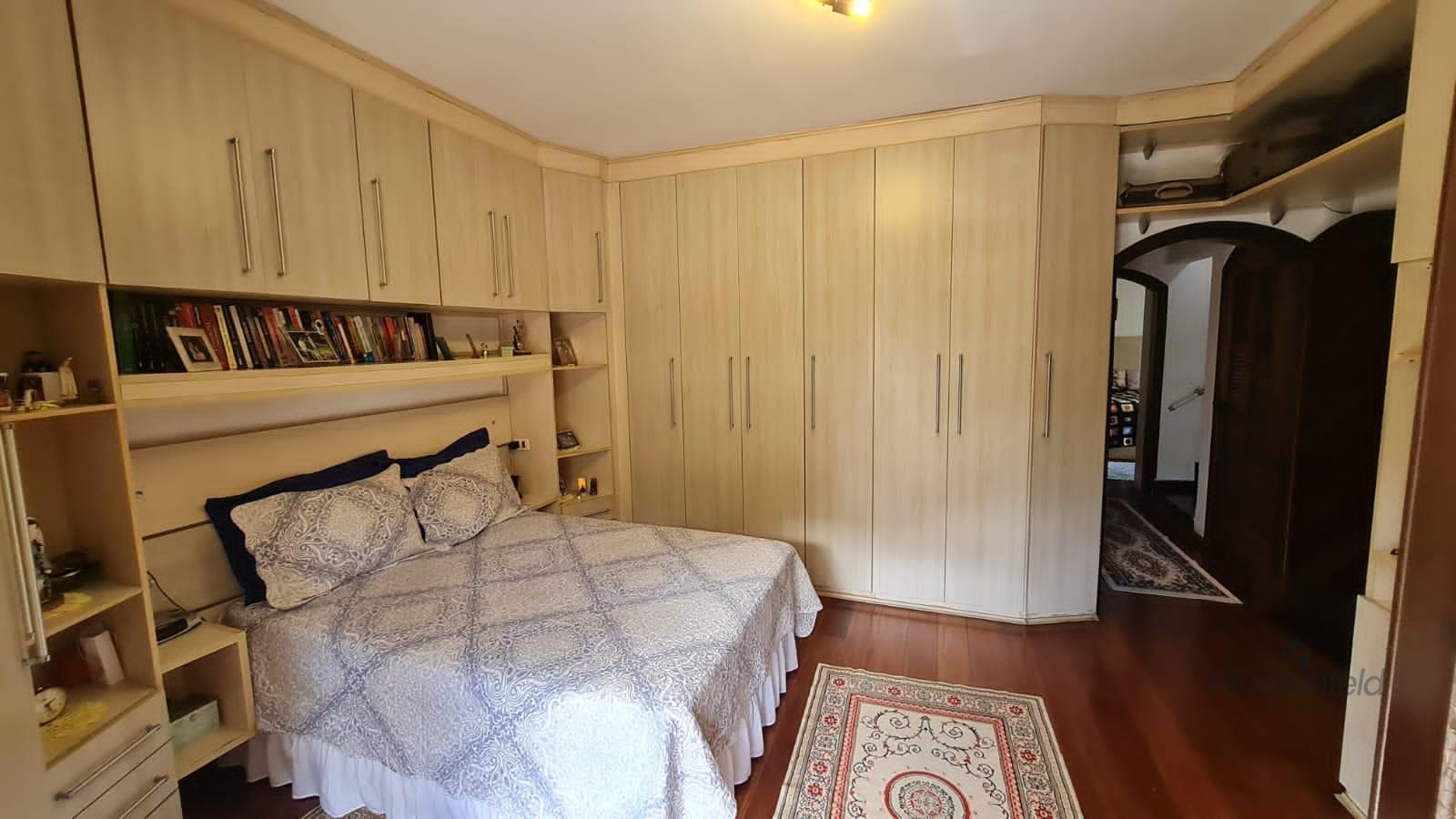 Casa à venda com 3 quartos, 2 suítes, 2 vagas e 261m² no Condomínio Arujazinho IV, Arujá (SP) — foto 13 de 20