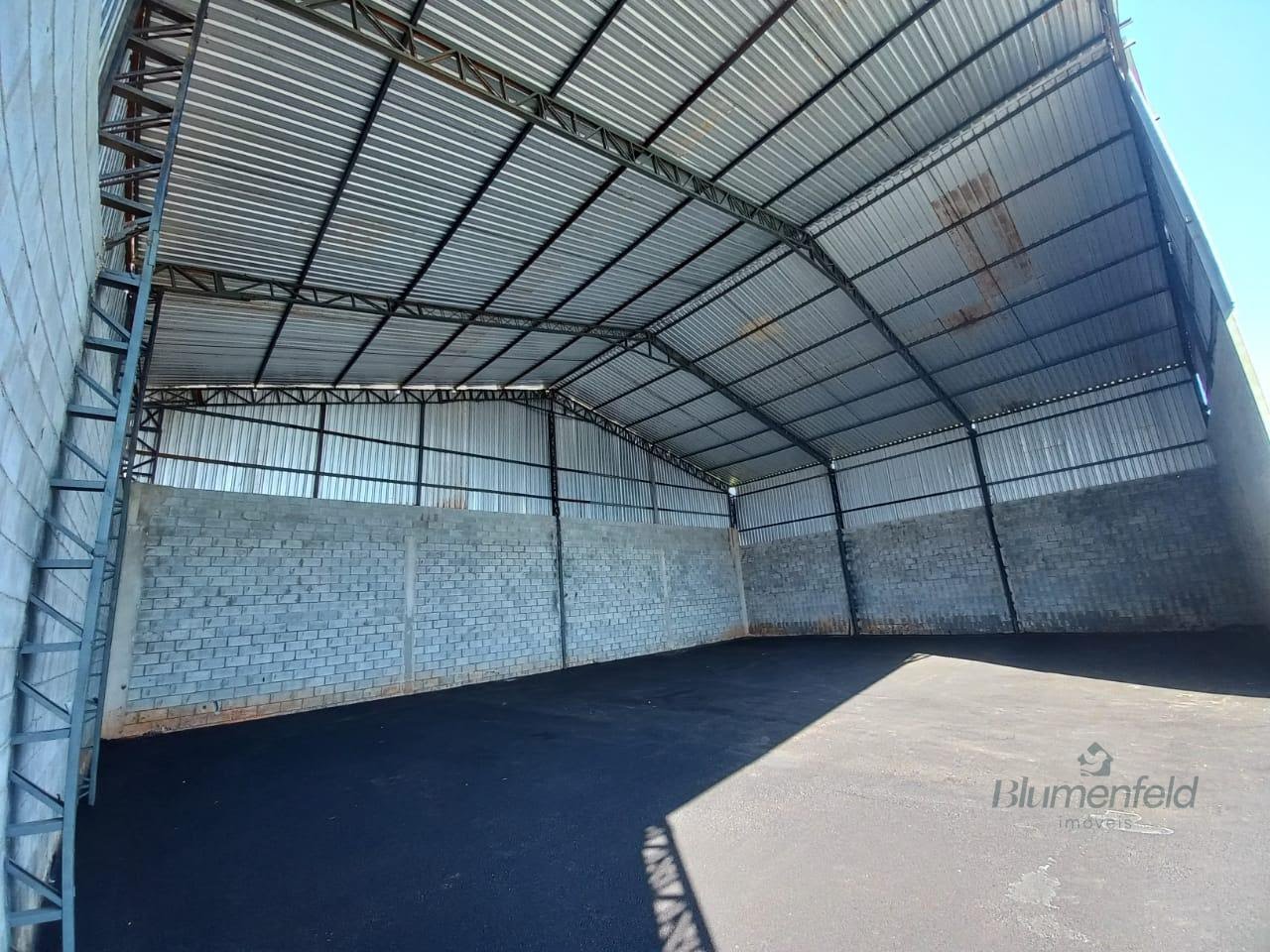 Comercial para alugar com 300m² no Veraneio Maracanã, Itaquaquecetuba (SP) — foto 16 de 29