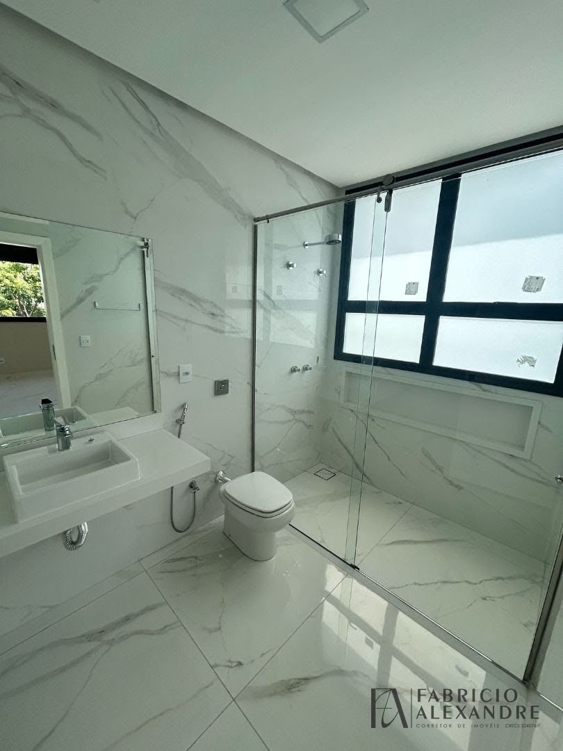 Casa à venda com 4 quartos, 4 suítes, 4 vagas e 350m² no Quinta do Golfe Jardins, São José do Rio Preto (SP) — foto 10 de 14