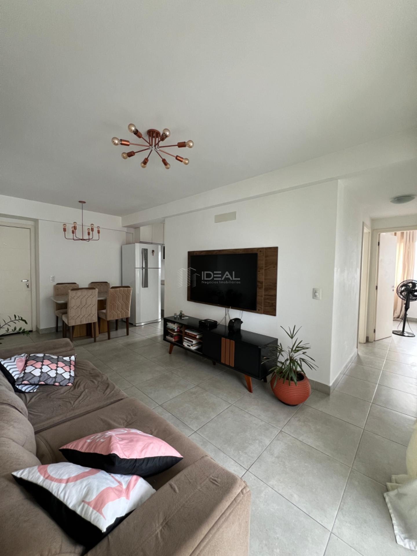 Apartamento para alugar com 2 quartos, 1 suíte, 1 vaga e 61m² no Parque Tamandaré, Campos dos Goytacazes (RJ) — foto 3 de 27