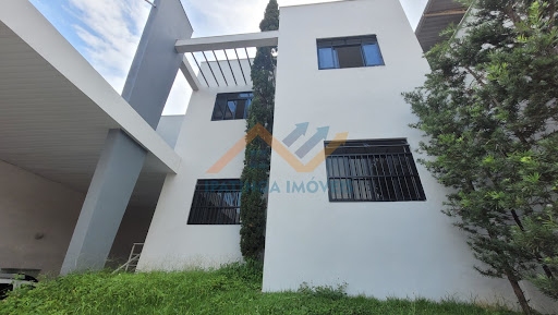 Casa à venda em Veneza, Ipatinga | 3 dorms, 150m²