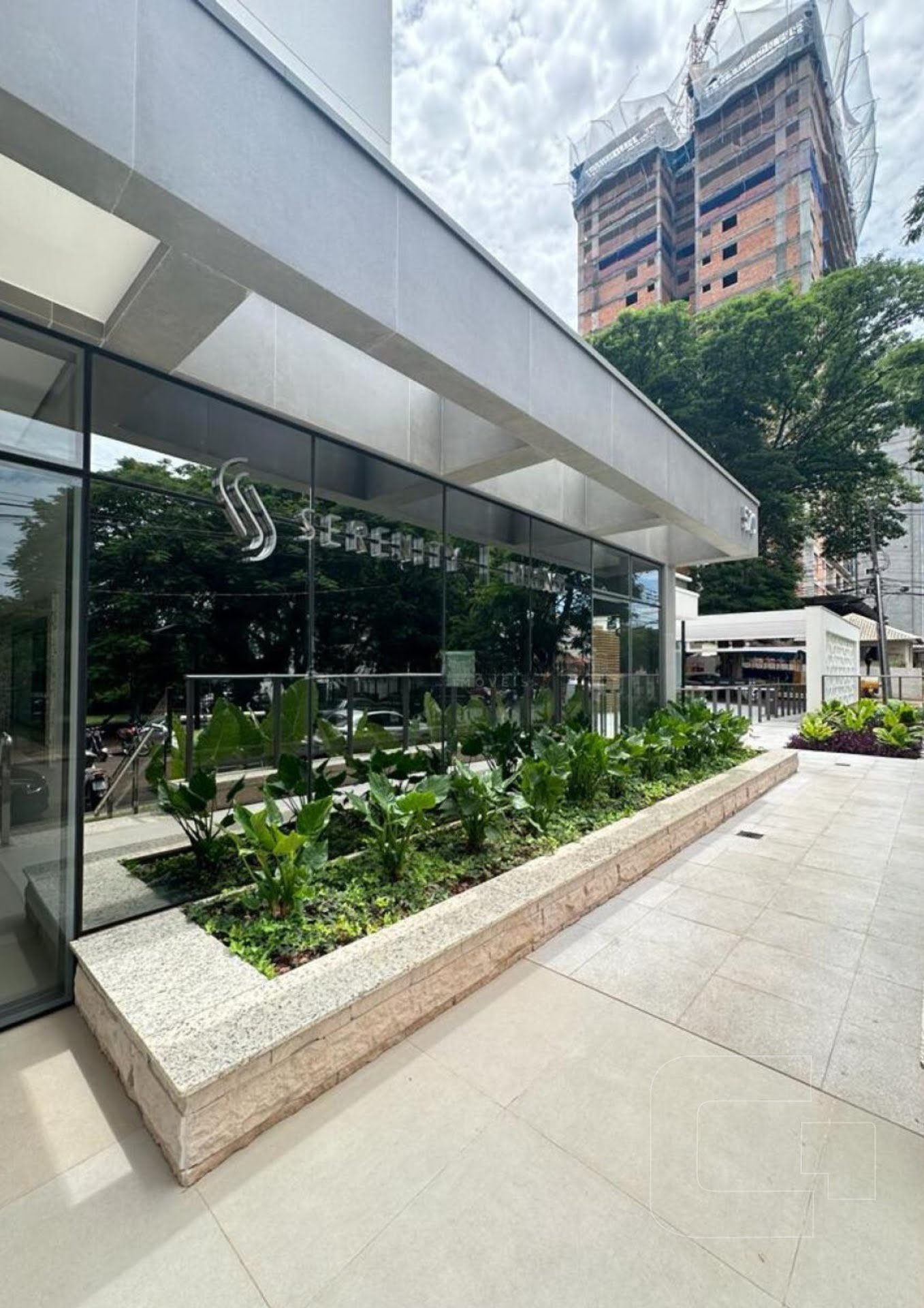 Apartamento à venda com 3 quartos, 1 suíte, 2 vagas e 119m² no Zona 03, Maringá (PR) — foto 2 de 24
