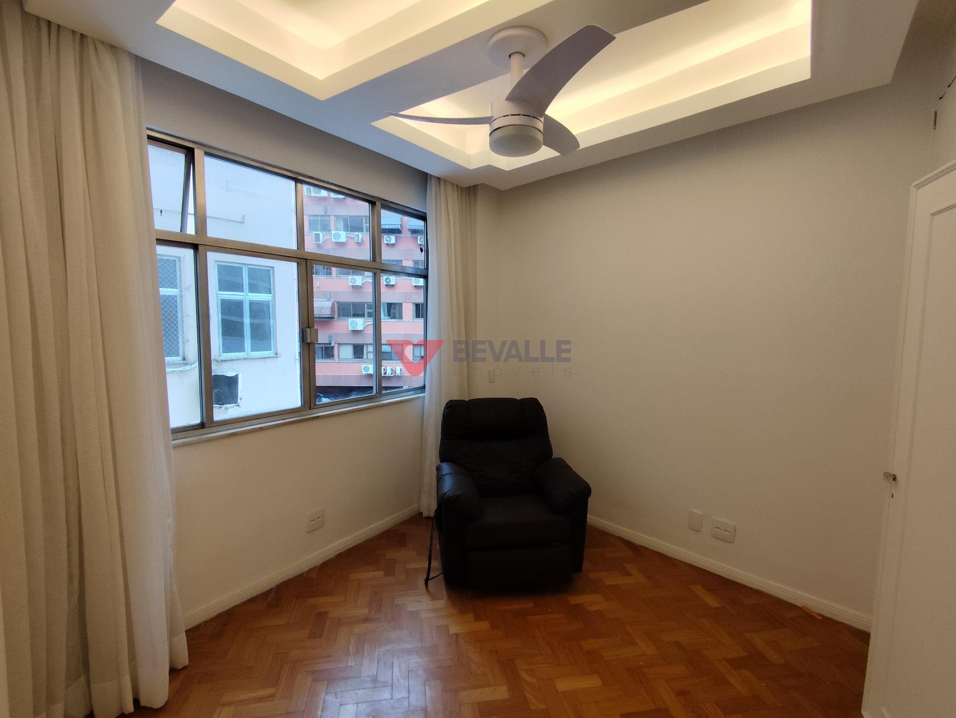 Apartamento à venda com 2 quartos, 1 suíte, 1 vaga e 67m² no Leblon, Rio de Janeiro (RJ) — foto 7 de 26