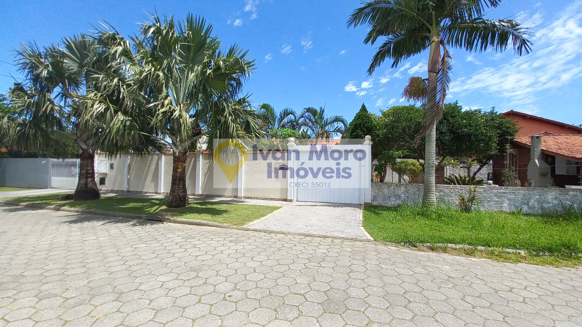 Casa para alugar com 3 quartos, 1 suíte, 3 vagas e 135m² no Daniela, Florianópolis (SC) — foto 2 de 30