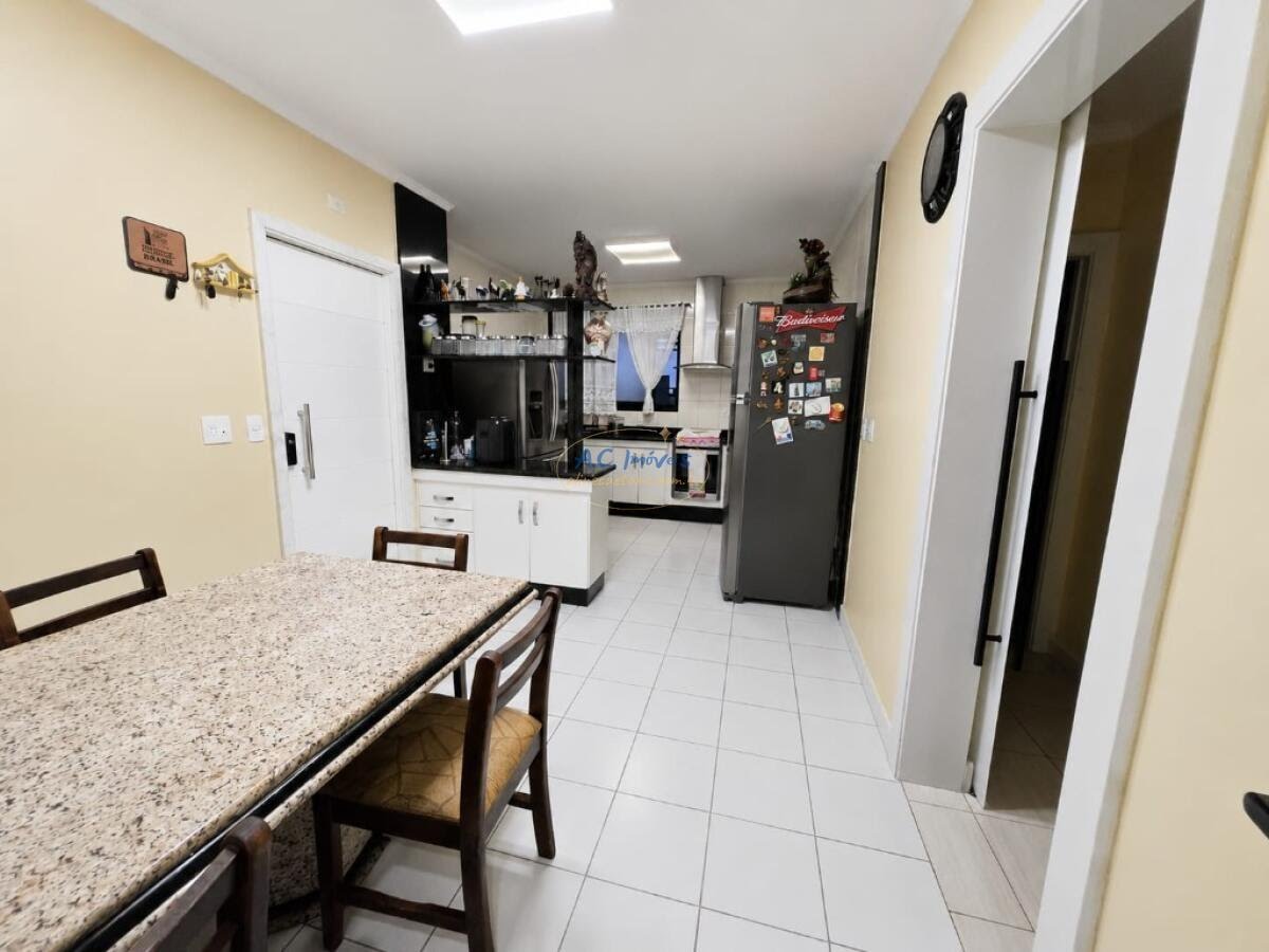 Apartamento à venda com 4 quartos, 2 suítes, 2 vagas e 187m² no Vila Tupi, Praia Grande (SP) — foto 14 de 30