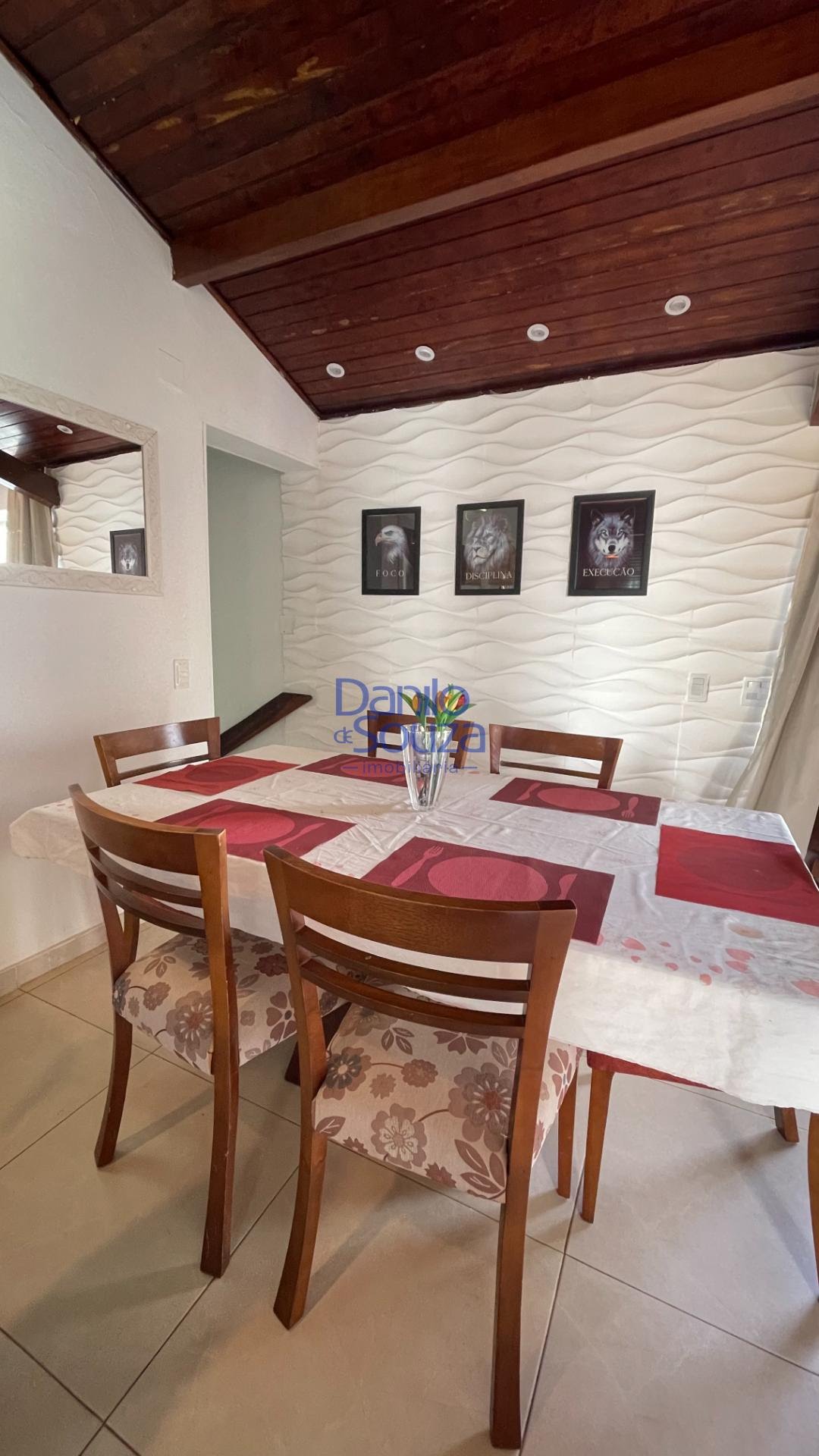Casa à venda com 3 quartos, 1 banheiro, 2 vagas e 192m² no Vila Lamartine (área II ), Araxá (MG) — foto 4 de 22