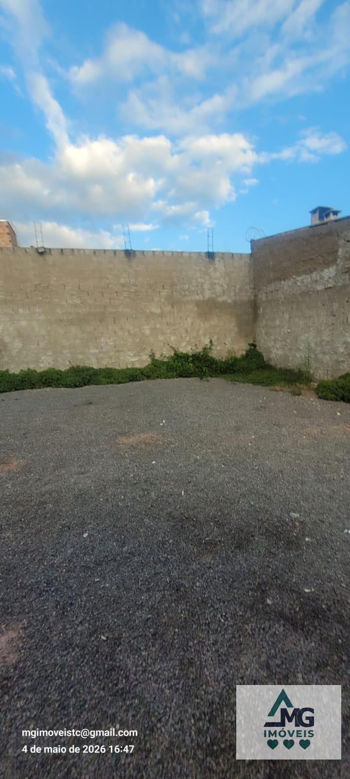 Casa à venda com 2 quartos, 1 banheiro, 3 vagas e 300m² no Jardim das Magnólias, Três Corações (MG) — foto 2 de 16