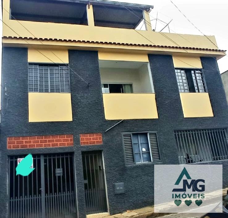 Casa à venda com 3 quartos, 2 banheiros e 1 vaga no Vila Mariana, Três Corações — foto principal
