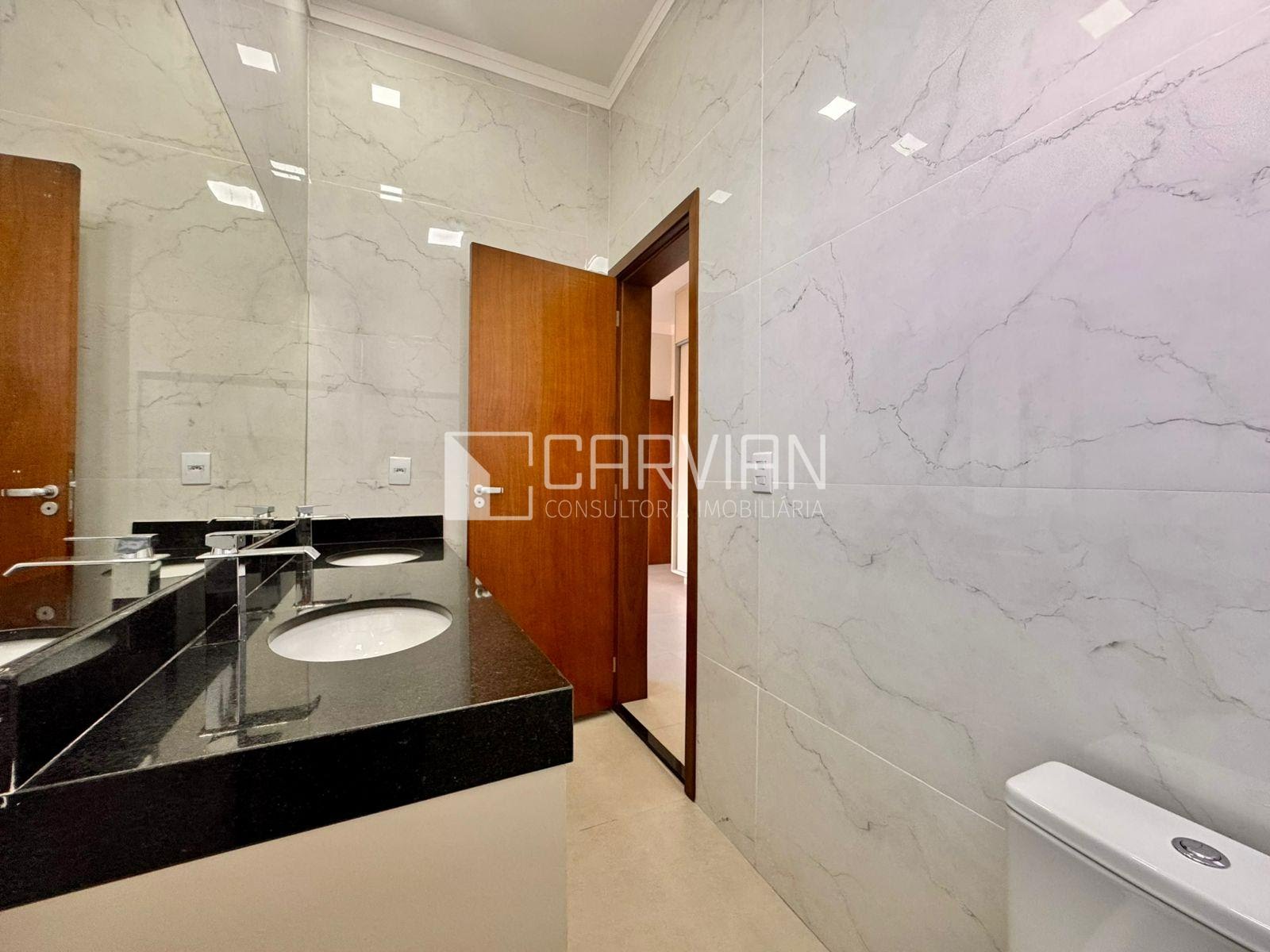 Casa à venda com 3 quartos, 3 suítes, 4 vagas e 390m² no Residencial Alto do Castelo, Ribeirão Preto (SP) — foto 7 de 30