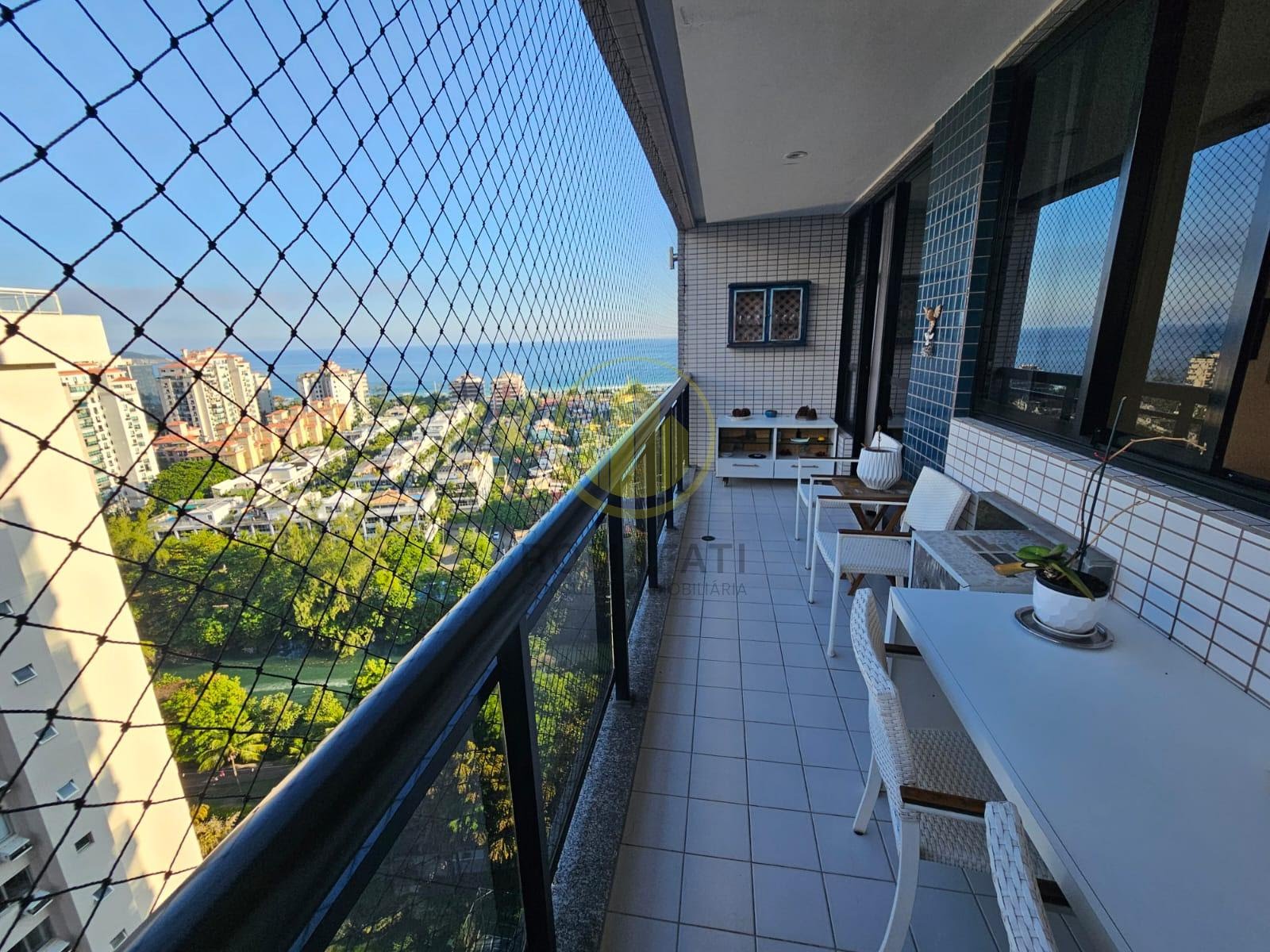 Apartamento para alugar com 2 quartos, 1 suíte, 1 vaga e 97m² no Barra da Tijuca, Rio de Janeiro (RJ) — foto 4 de 17