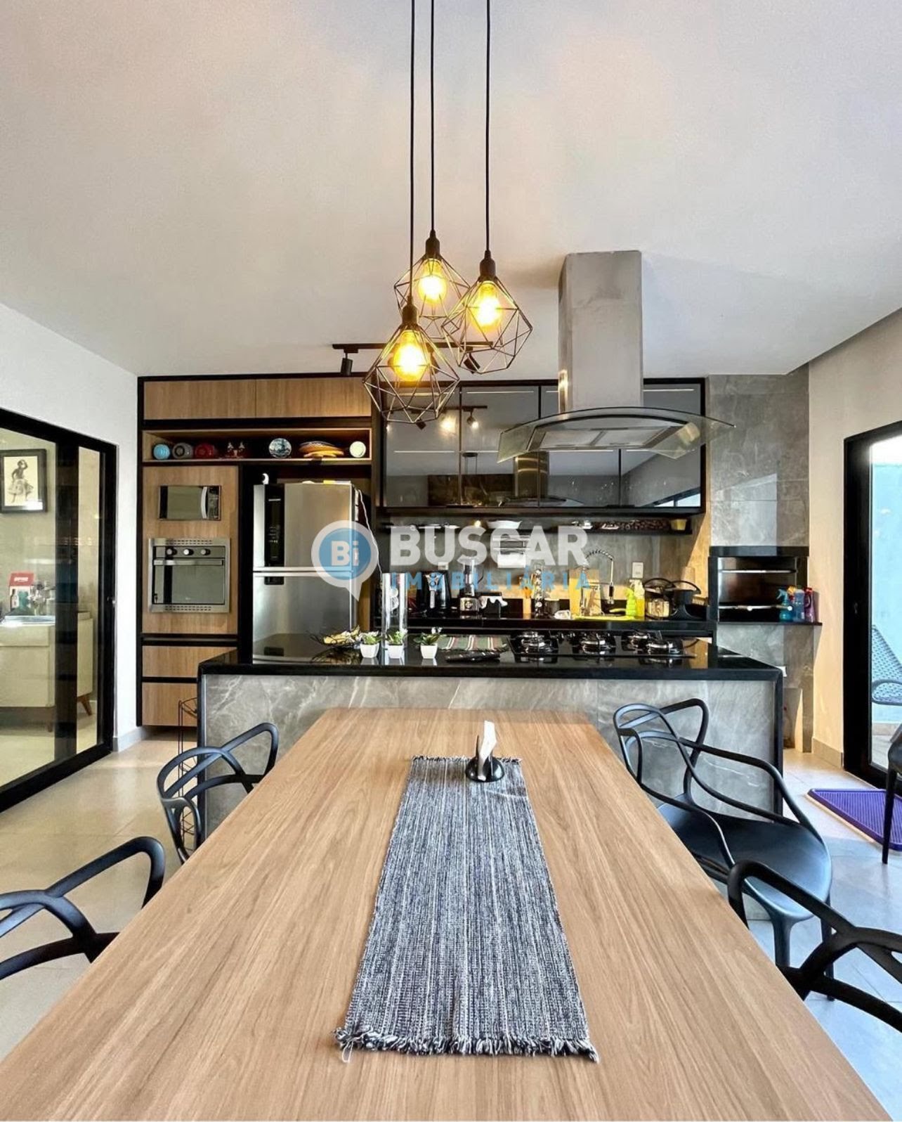 Casa à venda com 3 quartos, 2 suítes, 4 vagas e 271m² no Sim, Feira de Santana (BA) — foto 6 de 9