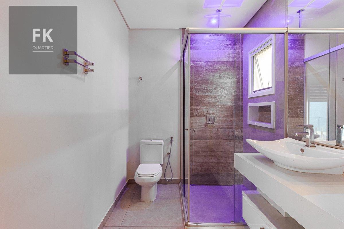 Casa à venda com 4 quartos, 4 suítes, 6 vagas e 430m² no Alphaville, Santana de Parnaíba (SP) — foto 27 de 30