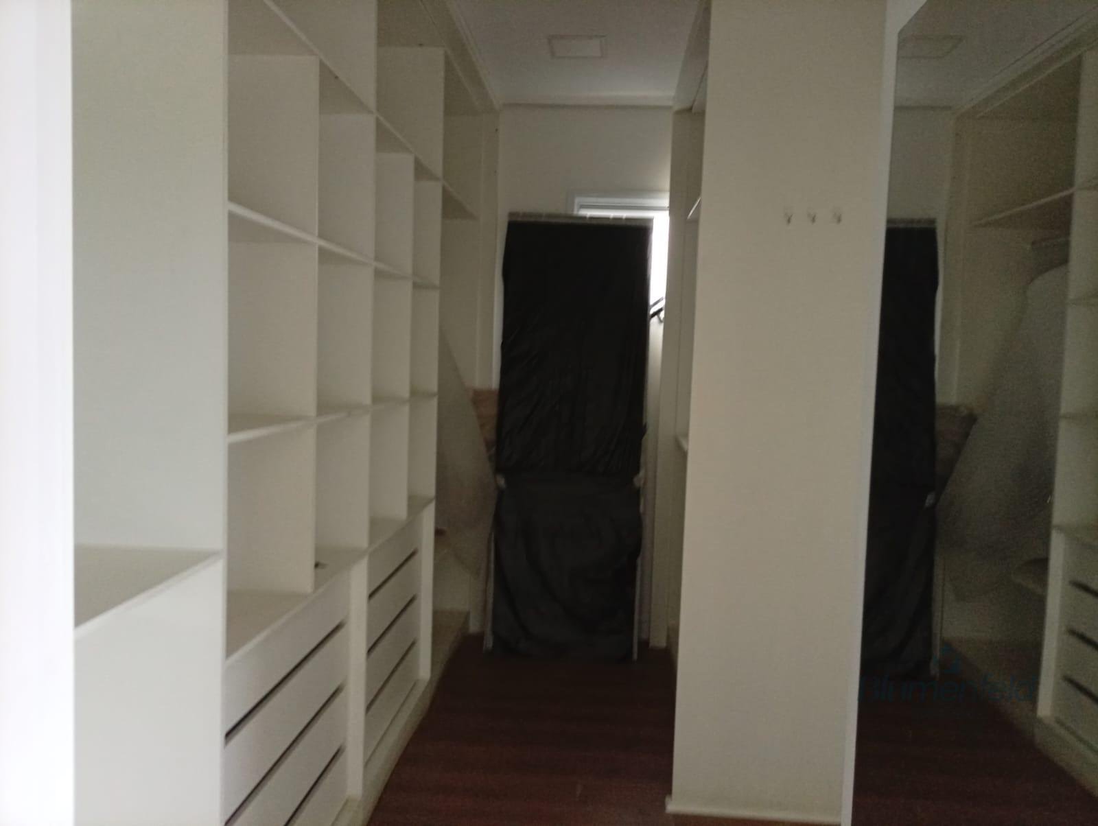 Casa à venda com 4 quartos, 4 suítes, 3 vagas e 311m² no Condominio Arujazinho V, Arujá (SP) — foto 18 de 30