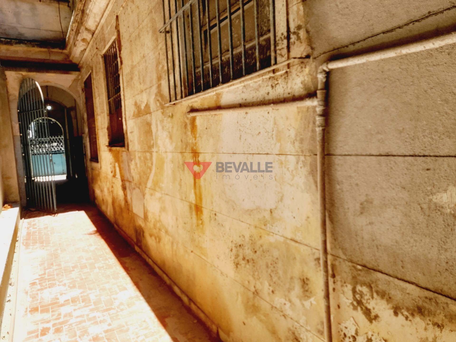 Casa à venda com 11 quartos, 3 banheiros, 2 vagas e 300m² no Botafogo, Rio de Janeiro (RJ) — foto 18 de 30